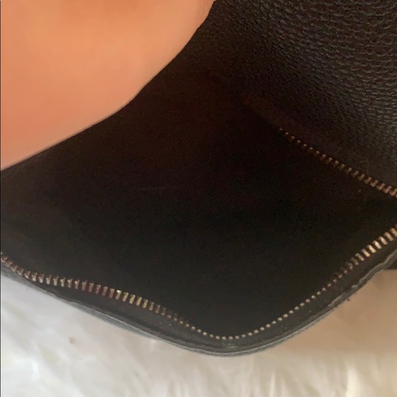 Coach - Black Leather Shoulder Purse with Scarf - Picture 5 of 15